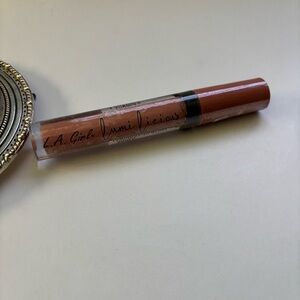 L.A. Girl Lumi Licious Lip Gloss